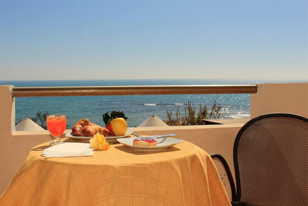 Hotel Jonio Lido di Noto ภายนอก รูปภาพ