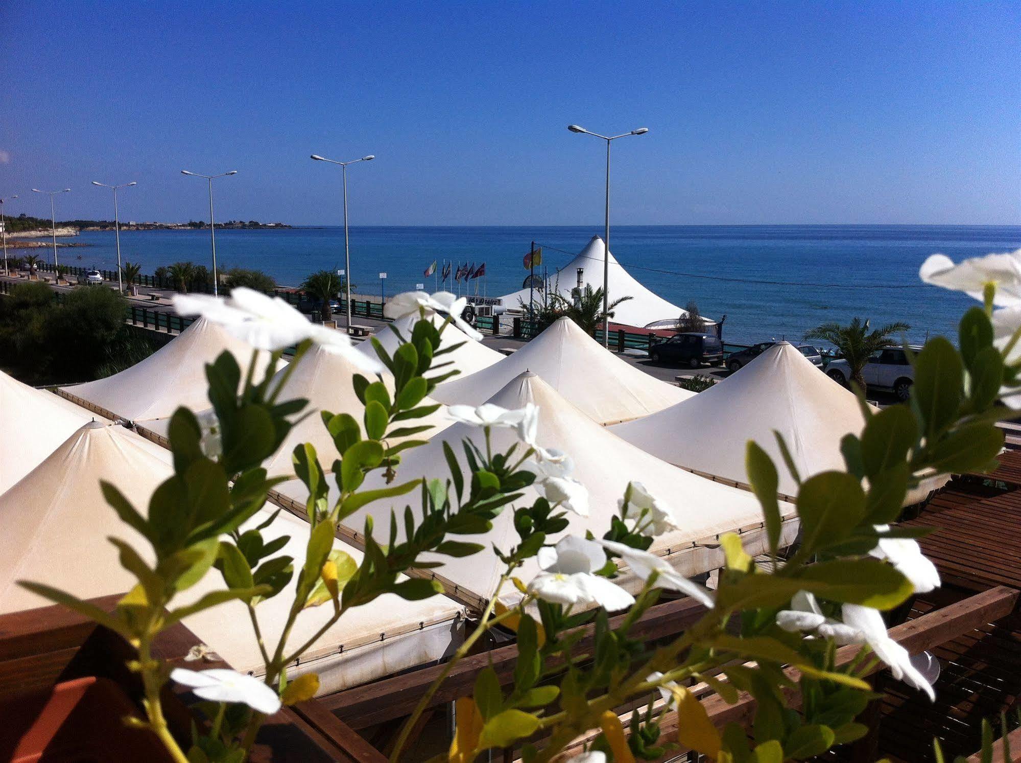 Hotel Jonio Lido di Noto ภายนอก รูปภาพ